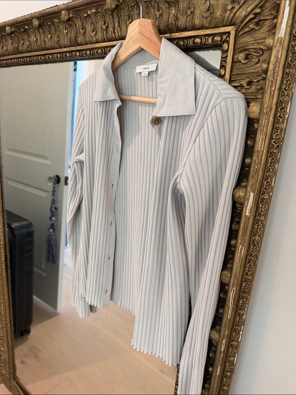 Vince Light Gray Ribbed Button-Front Cardigan - Picture 4 of 4
